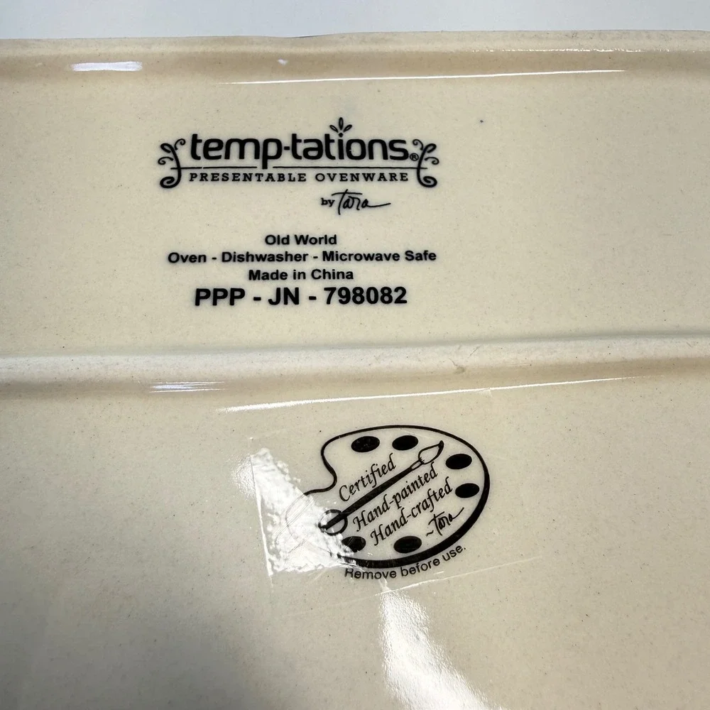 Temp-tations Oval Bread Dish Old World Blue Floral Ceramic Lattice PPP-JN-798082